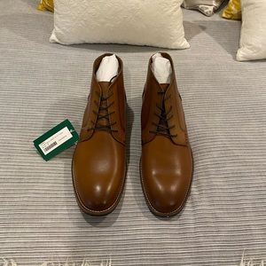 Fairlane Ibolian Classic Leather dress show